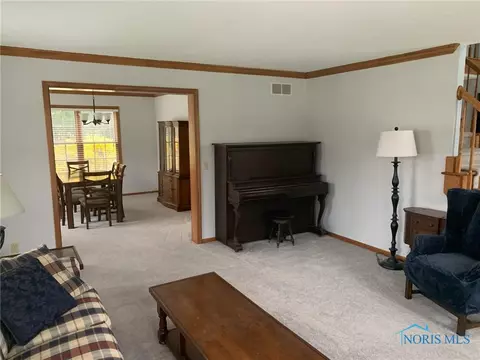 128 Deerfield Cir, Bryan, OH 43506 photo 10