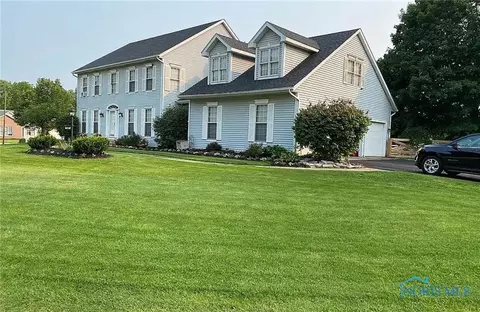 128 Deerfield Cir, Bryan, OH 43506 photo 3