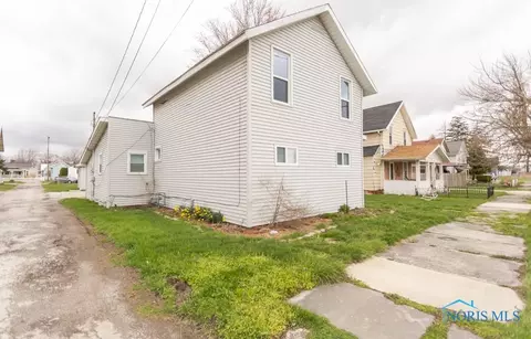 320 E Main St, Risingsun, OH 43457 photo 4