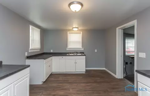 320 E Main St, Risingsun, OH 43457 photo 8