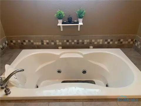1078 Leith St, Maumee, OH 43537 photo 10
