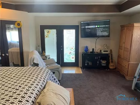 1078 Leith St, Maumee, OH 43537 photo 9