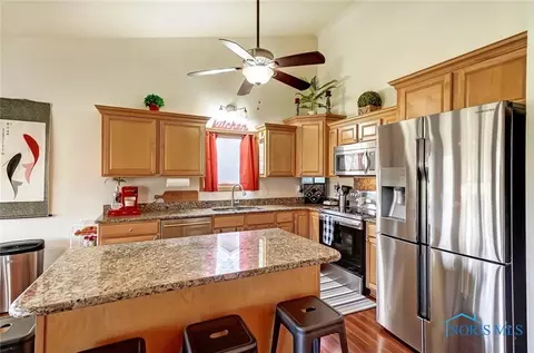 2108 Bluestone Dr, Findlay, OH 45840 photo 14