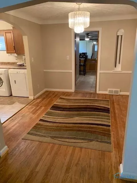 1018 Cuthbert Rd, Toledo, OH 43607 photo 12