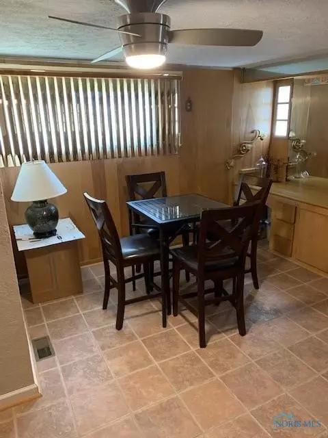 1018 Cuthbert Rd, Toledo, OH 43607 photo 9