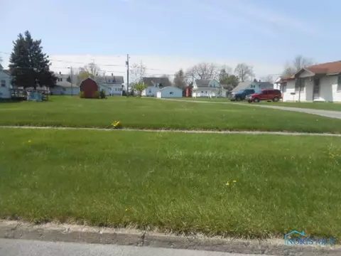 616 E Liberty St, Leipsic, OH 45856