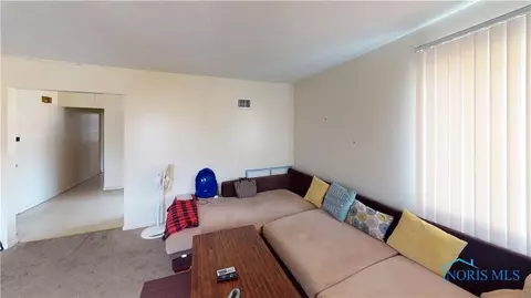 2009 Perth St, Toledo, OH 43607 photo 12
