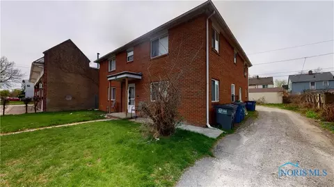 2009 Perth St, Toledo, OH 43607 photo 2