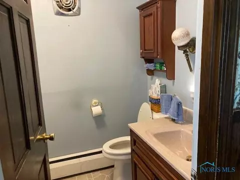 100 E Clay St, Mount Blanchard, OH 45867 photo 8