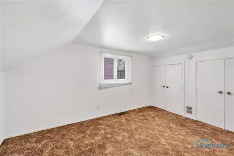 5032 N Egger Rd, Toledo, OH 43615 photo 5