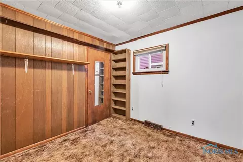 5032 N Egger Rd, Toledo, OH 43615 photo 1