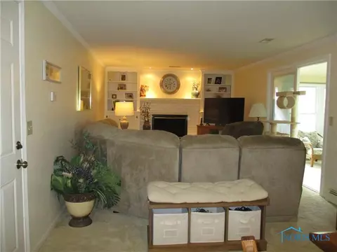 100 Oak Meadows Dr, Bryan, OH 43506 photo 5
