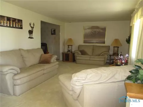 100 Oak Meadows Dr, Bryan, OH 43506 photo 10