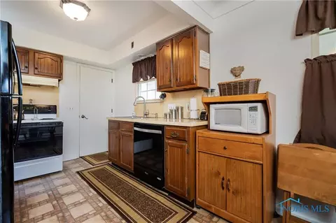 716 Burns Ave, Maumee, OH 43537 photo 13