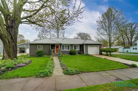 501 S Patterson St, Forest, OH 45843 photo 2