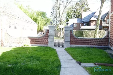 2109 Richmond Rd, Toledo, OH 43607 photo 13