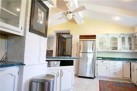 2109 Richmond Rd, Toledo, OH 43607 photo 24