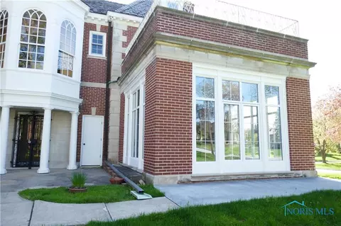 2109 Richmond Rd, Toledo, OH 43607 photo 11