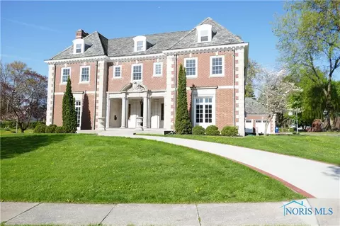 2109 Richmond Rd, Toledo, OH 43607 photo 2