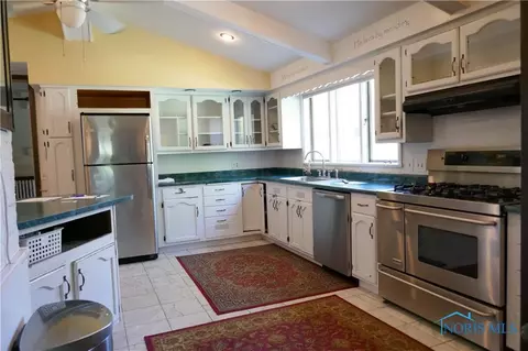 2109 Richmond Rd, Toledo, OH 43607 photo 23