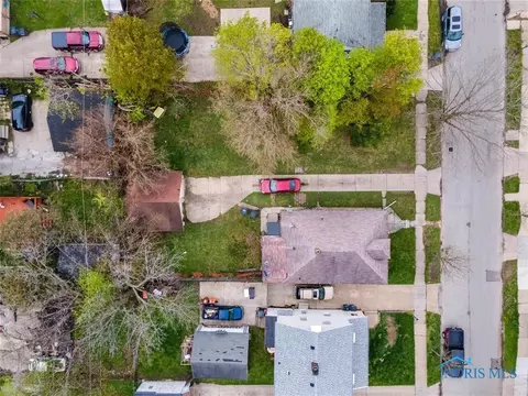 1802 Alvin St, Toledo, OH 43607 photo 3