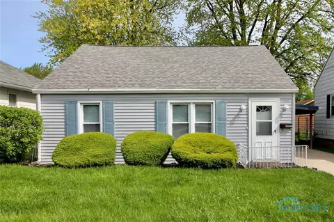 206 Windsor Rd, Walbridge, OH 43465 photo 1