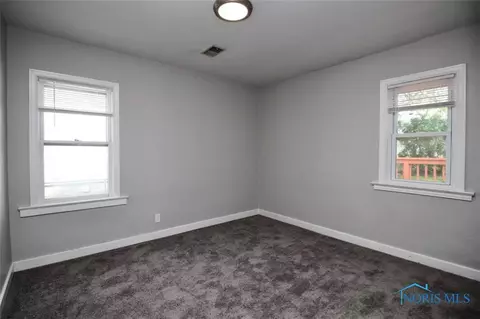 206 Windsor Rd, Walbridge, OH 43465 photo 16