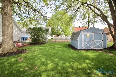 206 Windsor Rd, Walbridge, OH 43465 photo 37