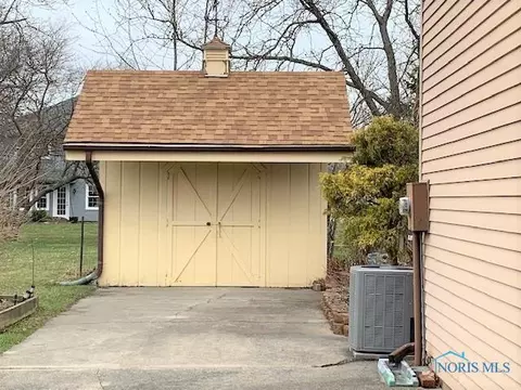 806 Cardinal Dr, Bryan, OH 43506 photo 21