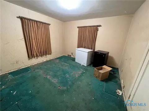 701 White St, Maumee, OH 43537 photo 6