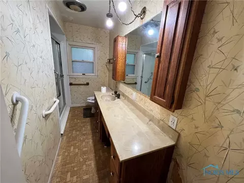 701 White St, Maumee, OH 43537 photo 5
