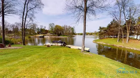 60 Mariners, Willard, OH 44890 photo 9