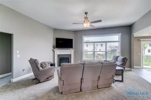 211 Enright Dr, Haskins, OH 43525 photo 5