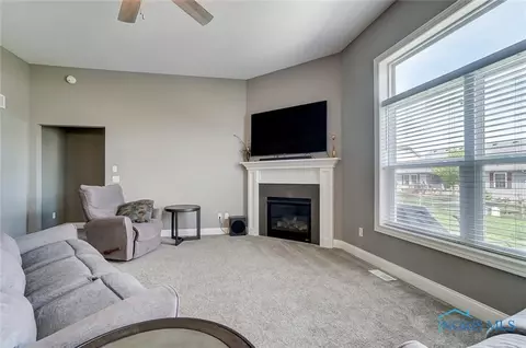 211 Enright Dr, Haskins, OH 43525 photo 7