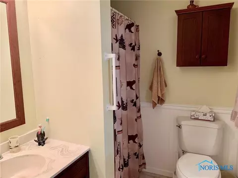 102 Oak Meadows Dr, Bryan, OH 43506 photo 26