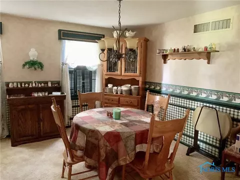 102 Oak Meadows Dr, Bryan, OH 43506 photo 14