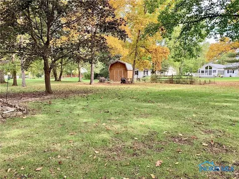 102 Oak Meadows Dr, Bryan, OH 43506 photo 40