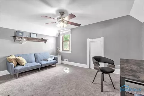 408 E Dudley St, Maumee, OH 43537 photo 22