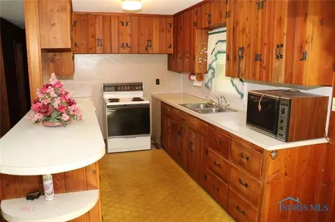 487 West Ave, Curtice, OH 43412 photo 7