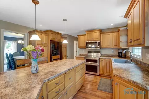 2320 Foxfire Ln, Findlay, OH 45840 photo 11