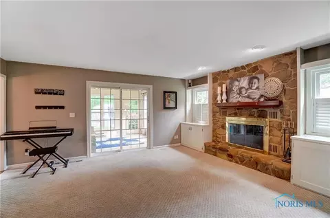 2320 Foxfire Ln, Findlay, OH 45840 photo 7