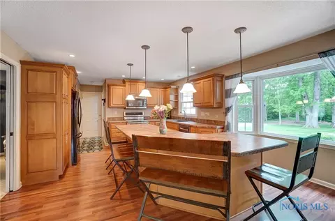 2320 Foxfire Ln, Findlay, OH 45840 photo 10