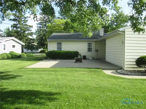 813 E 5th St, Ottawa, OH 45875 photo 20