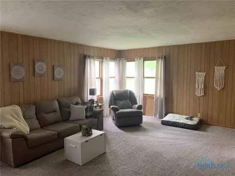 815 S Cherry St, Bryan, OH 43506 photo 7