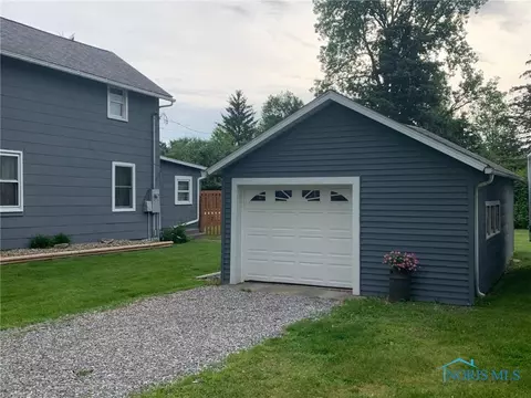 815 S Cherry St, Bryan, OH 43506 photo 4