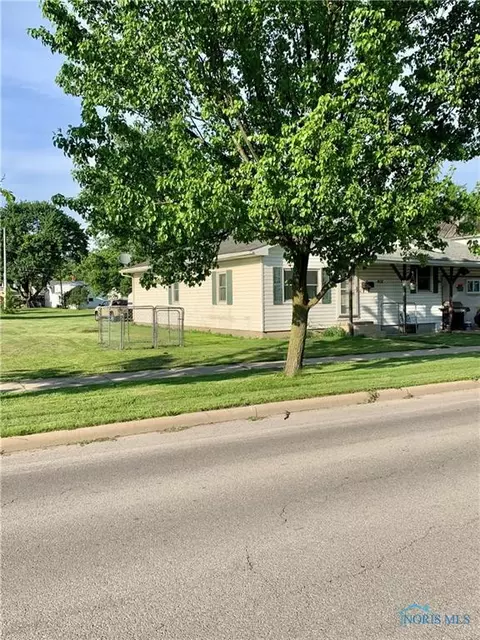 408 W Main St, Deshler, OH 43516 photo 3