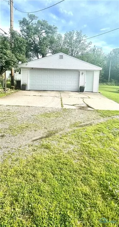 313 W Maple St, Bryan, OH 43506 photo 28