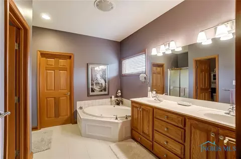 1908 Greystone Dr, Findlay, OH 45840 photo 17