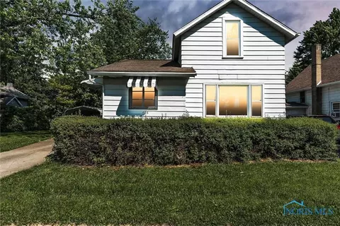 408 Center St, Bryan, OH 43506 photo 1