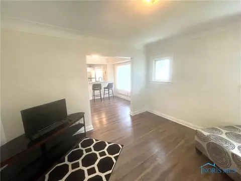 737 Marmion Ave, Toledo, OH 43607 photo 8